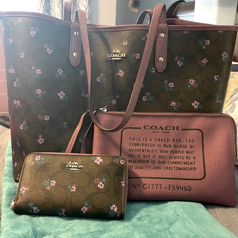 Coach purse
